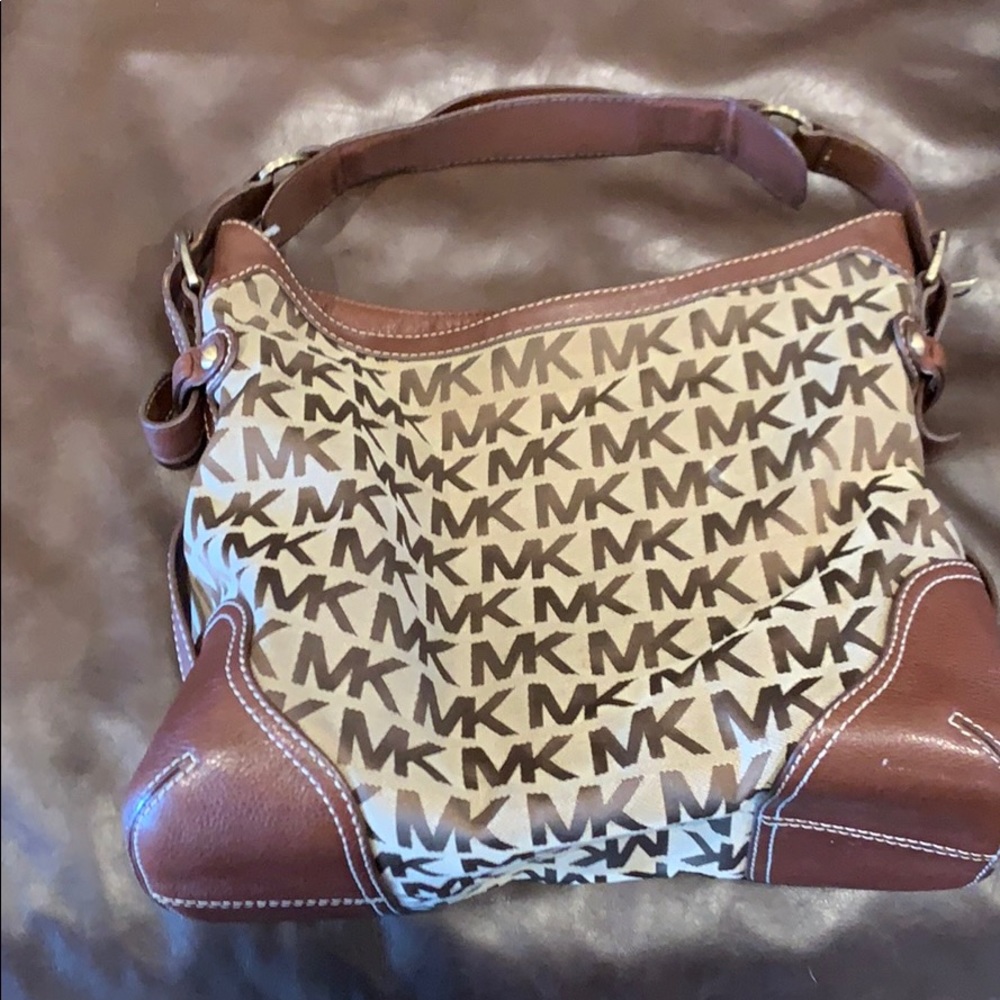 Michael Kors purse